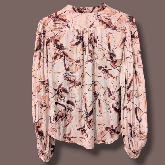 Anthropologie Pink Floral V-Neck Long Sleeve Pleated Draped Silky Blouse Office - Picture 3 of 10